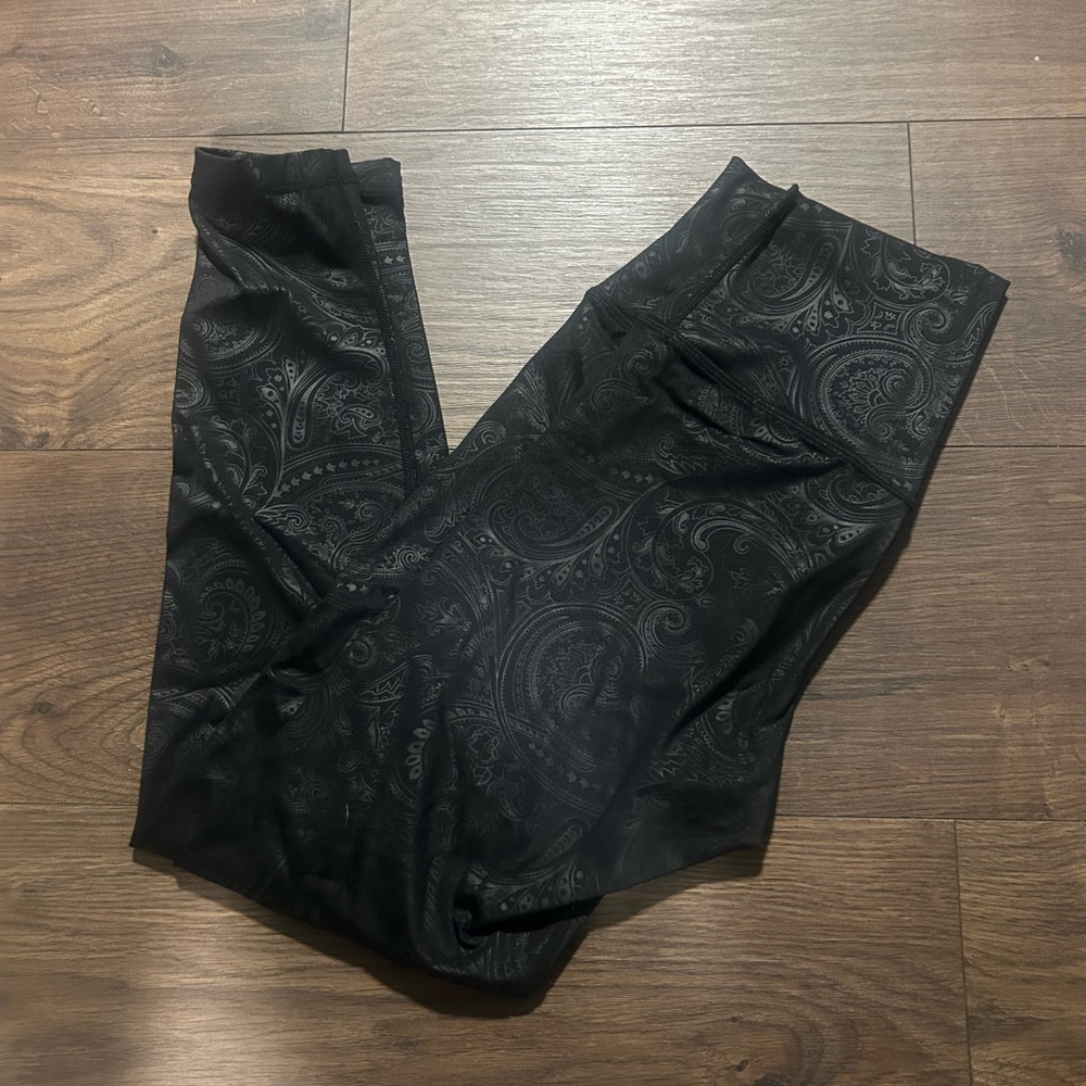 DIXXON Black Paisley Leggings